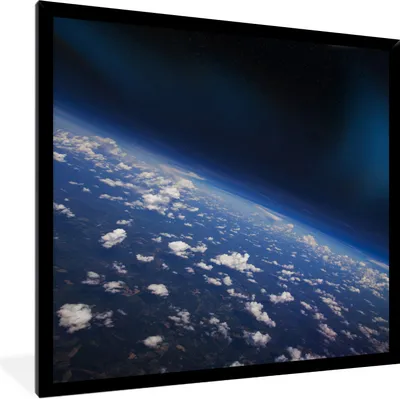 Produktbild von MuchoWow® Gerahmtes Poster Die Erde aus dem Weltraum 40x40 cm - Poster mit Schwarzem Bilderrahmen Wandposter Rahmen Foto Bilder - Mit Rahmen - Wanddekoration Schlafzimmer
