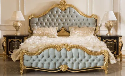 Produktbild von Casa Padrino Luxus Barock Schlafzimmer Set Hellblau / Schwarz / Gold - 1 Doppelbett mit Kopfteil & 2 Nachtkommoden - Schlafzimmer Möbel im Barockstil - Edel & Prunkvoll