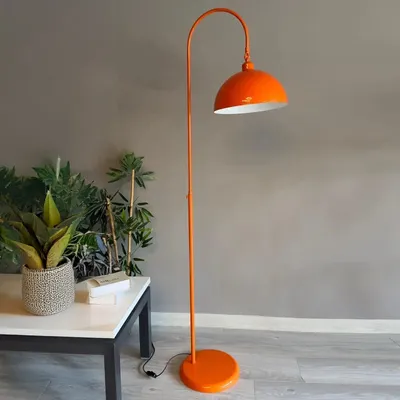 Produktbild von Moderne Stehlampe aus Metall mit E27, Verstellbarer Lampenschirm