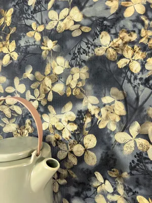 Produktbild von NEWROOM Tapete Schwarz Vliestapete Blätter - Mustertapete Floral Grau Grün Blumen Zweige Blumentapete Vintage Blüten