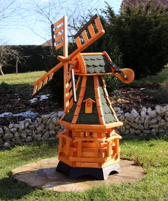 Image de Moulin à vent en bois avec lucarnes et éclairage solaire vert, type 19.1