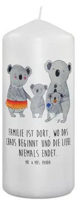 Produktbild von Mr. & Mrs. Panda Kerze Koala Familie 19 x 8 cm - Weiß - Geschenk, Stumpenkerze, Erinnerungslicht, Bedruckte, Papa, Kinder, Blockkerze, Muttertag, Wachskerze, Family