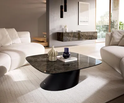 Produktbild von DELIFE Couchtisch Edge Boot 90x90 cm Keramik Emperador Extra Lucidato Dunkelbraun Conis Metall Schwarz
