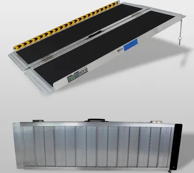 Produktbild von TRUTZHOLM Rollstuhlrampe klappbar 122 cm Traglast 272 kg Alu grau schwarz beschichtet Auffahrrampe