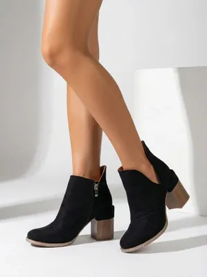 Produktbild von Damenstiefel mit Cut-Outs in Schwarz Plinara - Schuhe, Größe 39