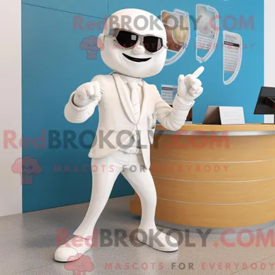 Zdjęcie produktu dla Maskotkarakter REDBROKOLY av en hvit advokat kledd med en Capri-bukse i omslag