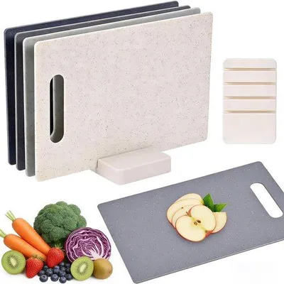 Produktbild von Famanu Schneidebrett Set 4-teilig mit Halter, doppelseitig nutzbar, 28 x 18 cm, ideal für Küche und Frühstück