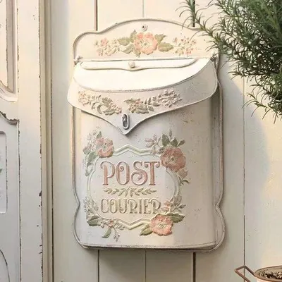 Immagine prodotto di Cassetta postale da parete in metallo in stile vintage per esterni