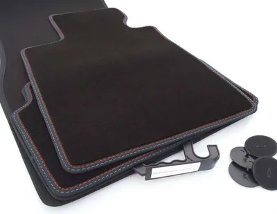 Produktbild von Fußmatten für BMW 5er G30 / Touring G31 / M5 F90 Velours Matten mit Doppelnaht Automatten Original Qualität 4-teilig Set