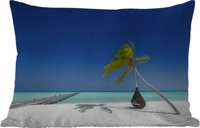 Produktbild von MuchoWow® Outdoor Kissen - Hängematte - Palme - Strand - 50x30 cm - Wetterfest - Lounge Kissen - Sofa kissen - Wohnzimmer Dekoration