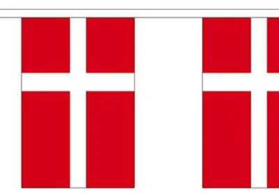 Dänemark-Flaggenkette, 9 m, 30 Flaggen, Polyester, Europa