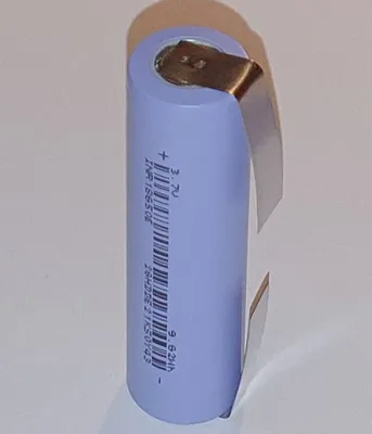 Produktbild von Li-Ion Akku 18650 3,7 Volt 2600mAh 9,62Wh Akku INR18650 mit U Lötfahnen