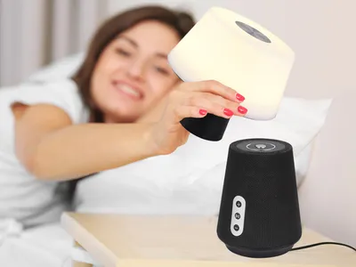 Produktbild von LED Nachttischlampe ohne Kabel, Bluetooth Musik Lautsprecher, Tageslicht & Akku
