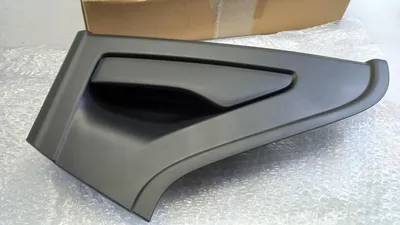Obrázek produktu pro Zadní pravá klikka dveří pro Suzuki Swift III, číslo dílu: 8283052R03RX0