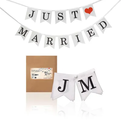 Produktbild von PHENO FLAGS Wimpelketten-Set JUST MARRIED aus Stoff