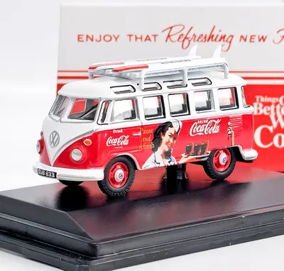 Produktbild von VOLKSWAGEN Typ 1 Bus mit Surf COCA-COLA, OXF76VWS008C, Maßstab1/76, OXFORD DIECAST