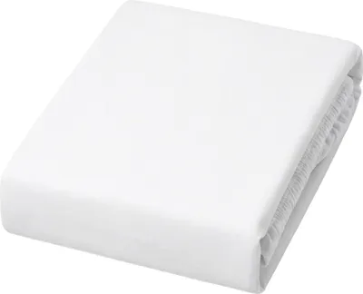 A white fitted sheet is folded and presented on a white background.