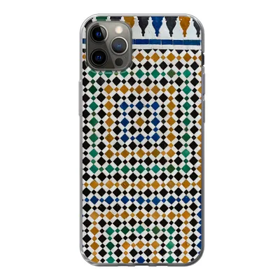 Produktbild von MuchoWow® Handyhülle Schutzhülle Hülle für iPhone 13 Pro Max Ein marokkanisches Mosaik, das wie eine Art Labyrinth aussieht Silikon Softcase Handy Hülle - Mobiltelefon