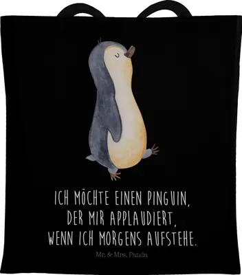 Produktbild von Mr. & Mrs. Panda Stoffbeutel Pinguin marschieren - Schwarz - Geschenk, Tote Bag, Tasche, Jutebeutel, Bruder, Unausgeschlafen, Pinguine, Aufstehen, Spazieren, Schultasche