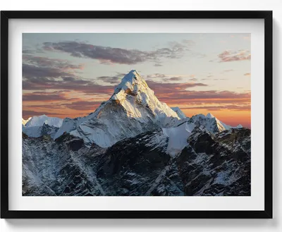 Produktbild von Verschneiter Berggipfel– Wandbild mit Rahmen – Gerahmtes Bild  – Wanddekoration – 80x60 cm –  Schwarz Rahmen