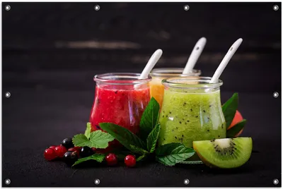 Produktbild von Wallario Outdoor-Poster für Garten oder Balkon, Motiv Bunte Smoothies in grün und rot, in ca. 100 x 150 cm