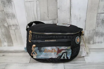 Produktbild von weiche kleine Anekke Tasche mit breitem Gurt