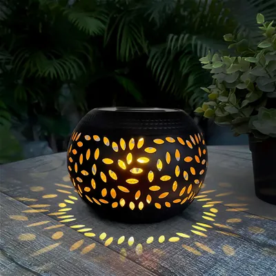 Produktbild von Dekorative Solarlampe – mit Flammeneffekt – 12 gelbe LEDs – 15 x 15 x 11 cm 1 Stück [13010]