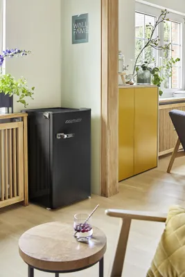 Produktbild von Kühlschrank Kältefach freistehend Retro Rico 83 cm 92 Liter Schwarz Respekta