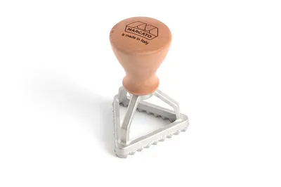 Zdjęcie produktu dla Marcato, forma do ravioli, trójkątna, 5,4 cm, model SC-TR54-CLS, numer katalogowy 8000011006123