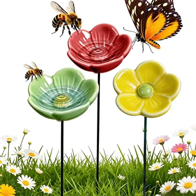 Produktbild von 3er Set Bienen Tränke Garten, Insektentränke mit Gartenstecker, Keramik Bienenbad, bienenfreundlich & wetterfest für Garten & Terrasse