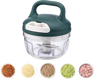 Produktbild von Famanu Handlicher Zwiebelhacker 500ml - Multihacker für Zwiebeln, Knoblauch, Obst und Fleisch - Mit Zugmechanismus