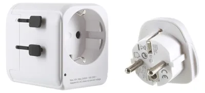 Imagen del producto de Adaptador de viaje Lifeventure, compatible con enchufes europeos (220V), talla única