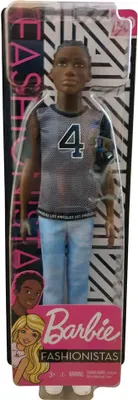 Obrázok produktu pre Barbie GDV13 - Ken Fashionistas bábika v trikote, hračky pre bábiky od 3 rokov