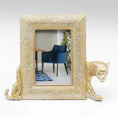 Zdjęcie produktu dla Rama na zdjęcia "Leopard" w złotym kolorze, przeznaczona na zdjęcie o wymiarach 10 x 15 cm