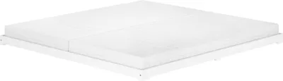 Produktbild von Weißes Ehebett 180x200 Kiefer massiv extra flaches Futonbett V-60.47W-18Rollrost und Matratze inkl.