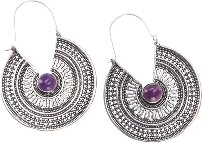 Produktbild von Tribalohrringe aus Messing, Ethnoohrringe, Traditionelle Ohrringe, Yogaschmuck - Silber/Amethyst, Silber-Farben, 6*4 cm, Ohrringe + Ohrstecker Modeschmuck