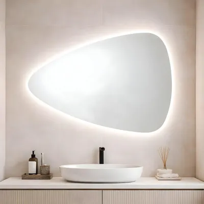 Zdjęcie produktu dla Trójkątne lustro łazienkowe z podświetleniem LED 100x75 cm
