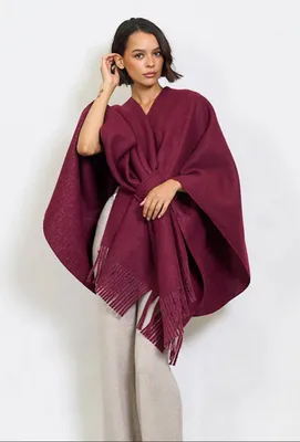 Produktbild von BZNA Strickponcho in Bordeaux - Wolltuch mit Fransen - Poncho  ITALY