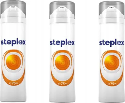 Three identical cans of Steplex pain relief ointment are displayed side-by-side against a white background.