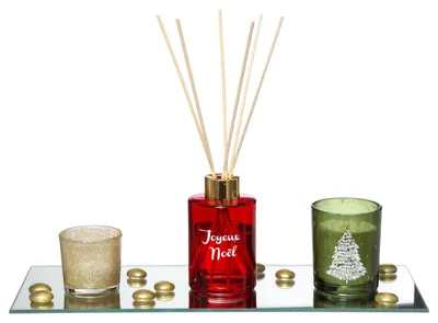 Produktbild von Duft-Set mit 2 Kerzen im Glas mit Deckel und Diffuser, festlicher Winterduft