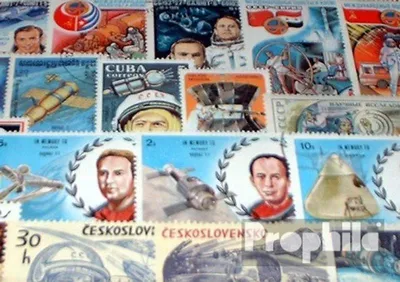 Produktbild von Briefmarken Motive 100 verschiedene Astronauten Briefmarken