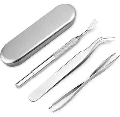 Immagine prodotto di Kit per la rimozione delle zecche, composto da 3 elementi in acciaio inossidabile, con scatola di conservazione, adatto sia per uso umano che animale