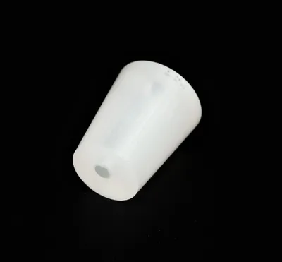Produktbild von Konische Silikon Stopfen mit Loch 16.5/12.5mm - Silikonstopfen