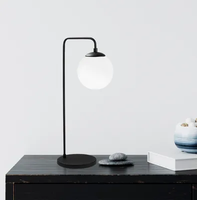 Immagine prodotto di Opviq, lampada da tavolo moderna con struttura in metallo e paralume in vetro, 17 x 25 x 55 cm, bianco e nero | Attacco E14, max. 40 W, IP20 | Design elegante per ogni ambiente.
