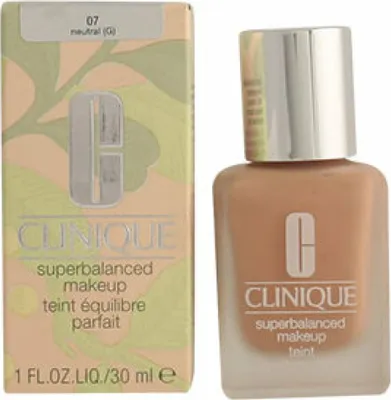 Produktbild von Clinique Superbalanced Liquid Makeup Foundation 07 Neutral 30ml