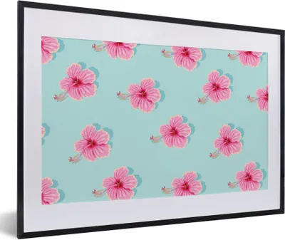Produktbild von MuchoWow® Gerahmtes Poster Blumen - Sommer - Rosa - Muster 60x40 cm - Poster mit Schwarzem Bilderrahmen Wandposter Rahmen Foto Bilder - Schlafzimmer - Plakat in Rahmen - Drucken