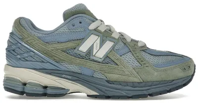 Immagine prodotto di New Balance 1906U, colore grigio ardesia e verde oliva scuro - taglia EU 44