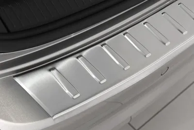 Produktbild von Alu Satiniert Ladekantenschutz passend für VW Golf Sportsvan ab Bj. 2014-10/2017