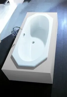 Produktbild von Hoesch Armada Achteckbadewanne 1800 x 800 mm weiß - 6169.010