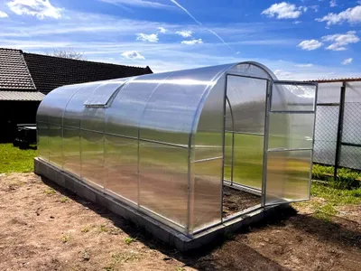 Produktbild von Garten Dream Polycarbonat-Gewächshaus "MINI" 2x4m aus Stahl, mit 6mm Polycarbonat